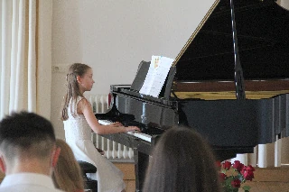 Foto vom Klavierschülerkonzert 2022, München, Nymphenburger Schloss, Johannissaal, 23.07.2021